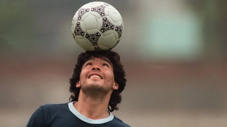 A prueba de ojo, Maradona es el rey. (airedesantafe.com.ar)..webp