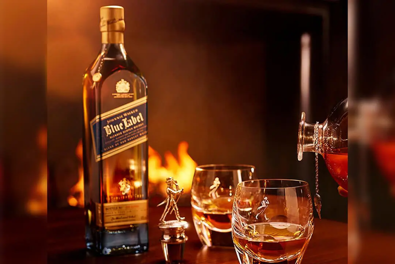 Escocia exporta un promedio de 44 botellas de whisky por segundo. (obbreport.mx)..webp