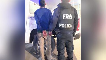 VIOLENTO. El detenido tiene 21 años.