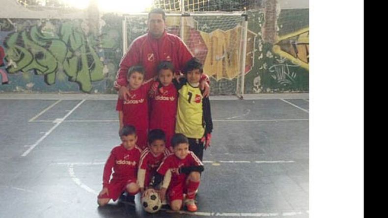 La categoría 2006 de Sportivo se impuso en un entretenido juego por 4-3..