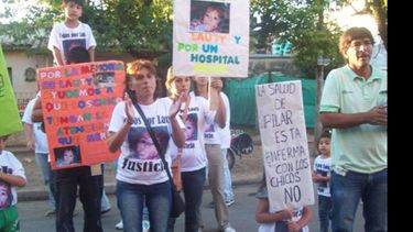 Familiares del pequeño Lautaro se manifestaron frente al Meisner..