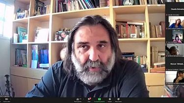 POR ZOOM. Baradel encabezó este viernes el plenario de Suteba..
