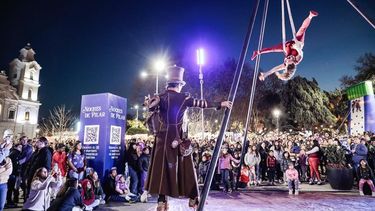 SHOW EN VIVO. Una de las atracciones que se vivieron en la plaza.