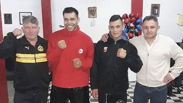 Pilar a Diario | EN GUARDIA. Haedo (tercero desde la derecha) junto a Ferreiro, Fernández y López..