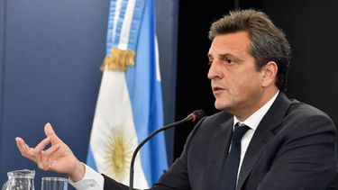 ALIVIO FISCAL. Massa celebró la medida a través de Twitter. .