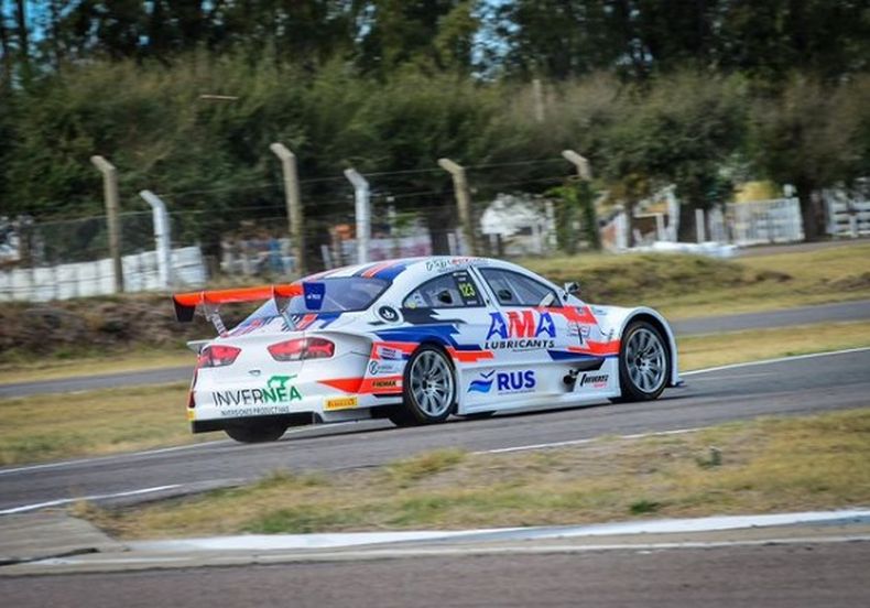 Nicanor Santilli Pazos realizó el mejor tiempo de entrenamientos libres del viernes.
