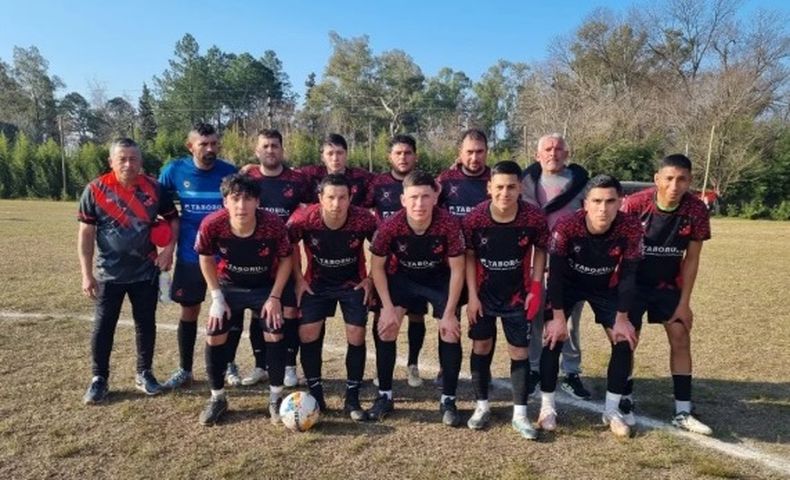EQUIPO. Villa Rosa vuelve a la acción después de 3 meses.