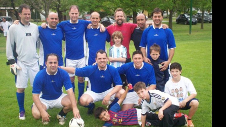 Campo Grande superó 3-2 a El Bosque Blanco..