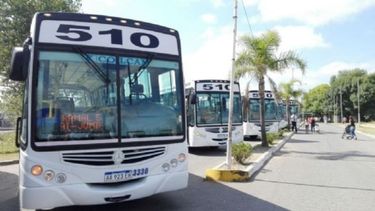 pediran a pasajeros de transporte publico permiso de la app cuidar