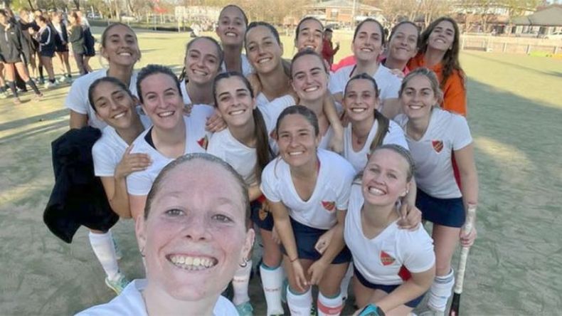 EQUIPO. St. Catherine’s B pelea por evitar jugar la promoción..