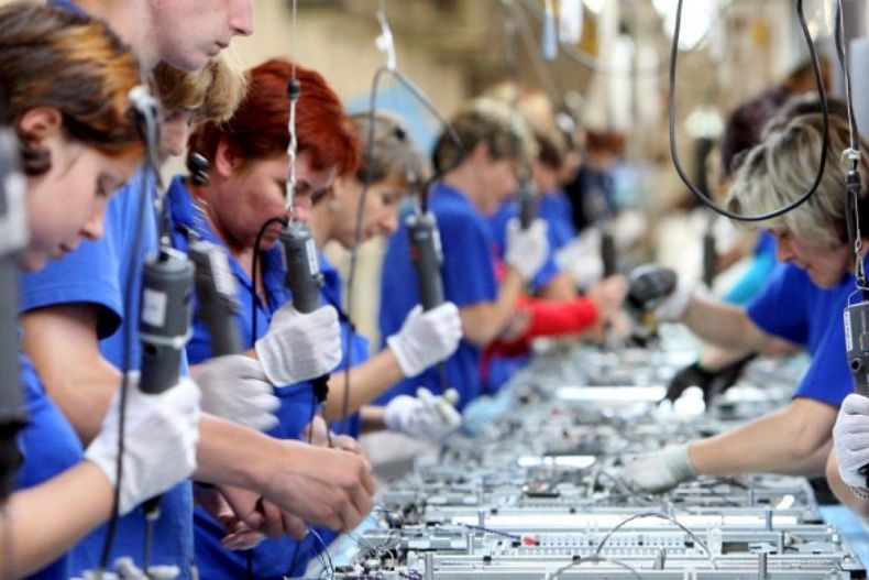 El caso de la suma fija abarcará a un universo poblacional superior a los 6 millones de trabajadores privados, públicos y de casas particulares.