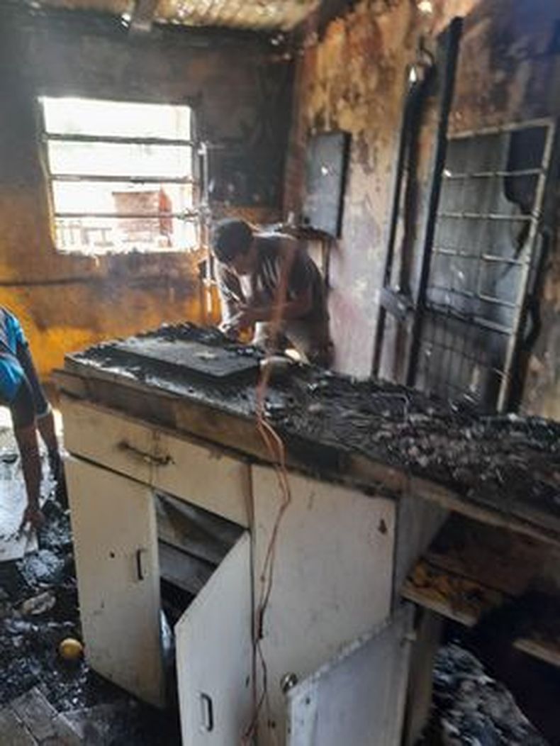 El incendio afectó a varias dependencias de la casa afectada.&nbsp;