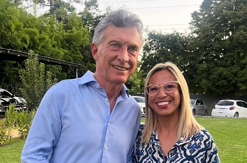 ENCUENTRO EN SAN ISIDRO. Mauricio Macri junto a Adriana Cáceres.