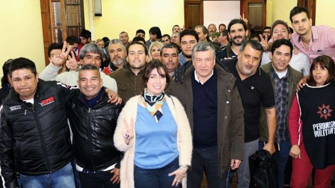 APOYO. Gremios y dirigentes provinciales participaron de la presentación..