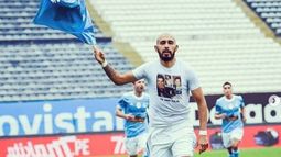 SIEMPRE PRESENTE. El festejo de Marcos dedicado a su papá Juan..