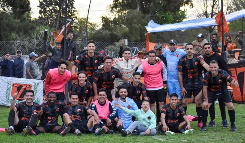 PUNTERO IDEAL. Zelaya domina la Zona Campeonato con 6 triunfos en fila.
