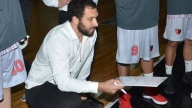 DT. “Hay jugadores que buscan desarrollarse”, afirmó Esteban Sánchez..