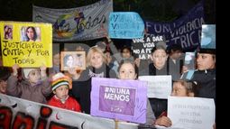 MARCHA. El foro reclamó por casos de mala atención..