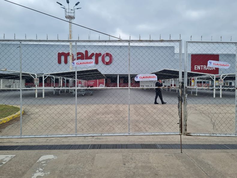 Makro, clausurado.