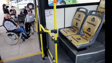 NO SE PUEDE. Viajar con algún impedimento físico es una odisea..