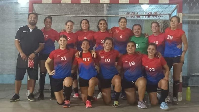 Las mujeres cayeron en forma ajustada..