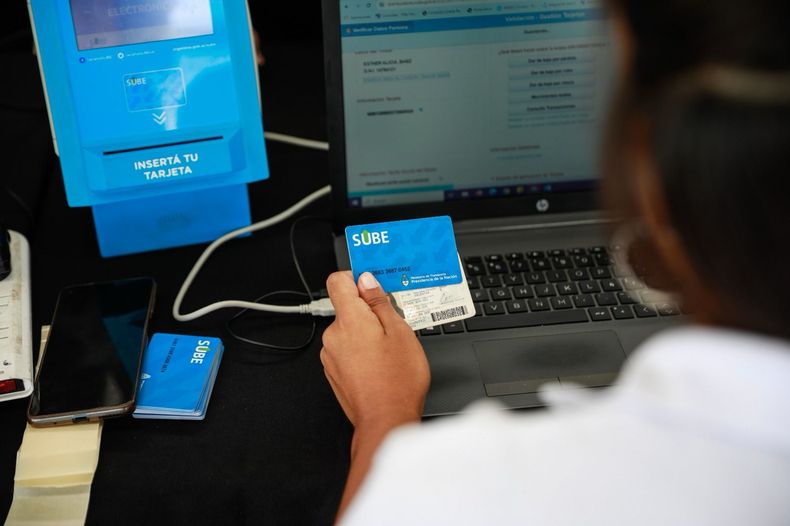 La página oficial de a tarjeta SUBE anunció importantes cambios para su uso y el monto máximo que se puede acreditar en una misma tarjeta.