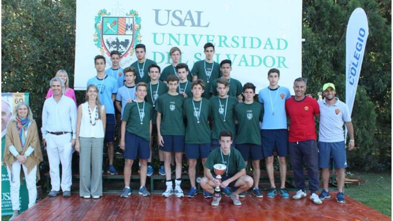 PODIO. Verbo Divino logró la medalla de bronce como hace 6 años..