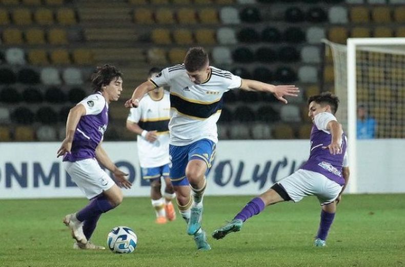 Román Rodríguez es figura de Boca Juniors en la Copa.