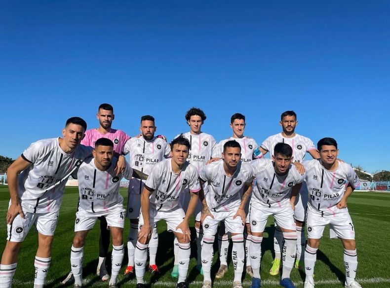 El once inicial de Real Pilar ante Yupanqui. El Monarca se trajo un punto, pero mereció más.&nbsp;