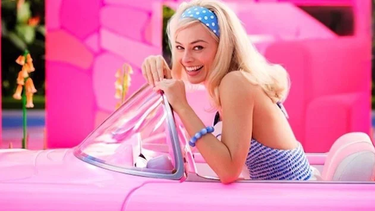 Una de las escenas de Barbie, dirigida por Greta Gerwig y protagonizada por Margot Robbie.
