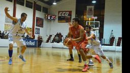 TRECE PUNTOS. Michelini fue lo mejor de Atlético; cayó 62-59 ante Temperley..