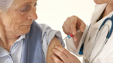 PAMI mantiene activa su campaña antigripal, con dosis gratuitas para afiliados en todo el país y en farmacias adheridas.