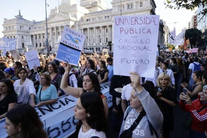 La convocatoria principal se llevará a cabo a las 17 en la plaza del Congreso.