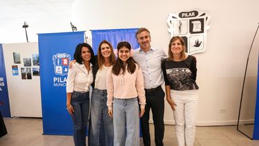 ENCUENTRO. Federico Achával, con funcionarias y una de las familias participantes.&nbsp;