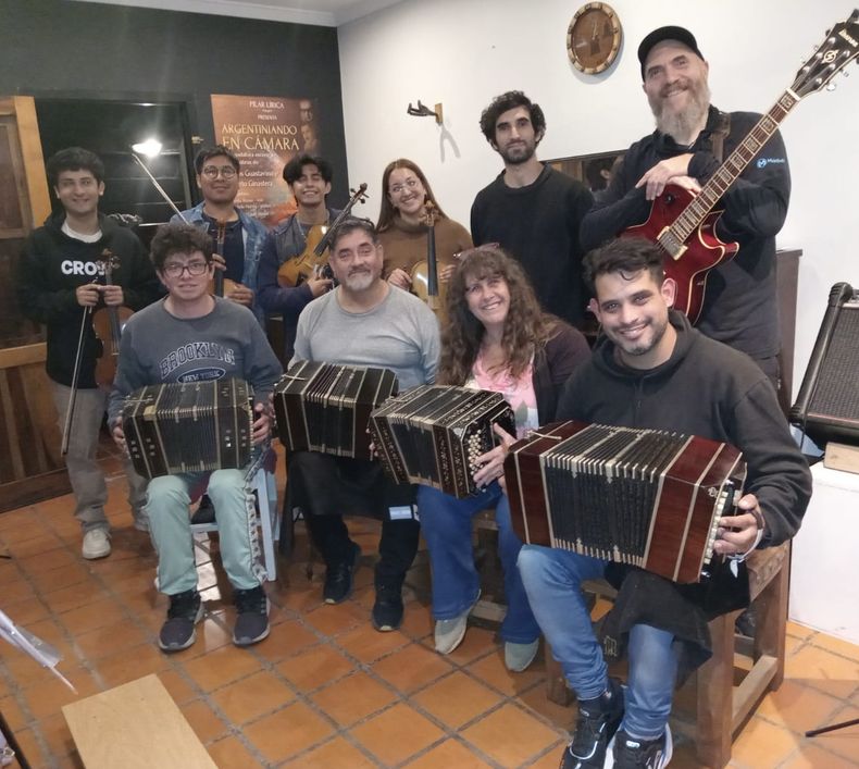La Orquesta Típica Fierro Chifle se presenta en sociedad este sábado en IntegrArte.