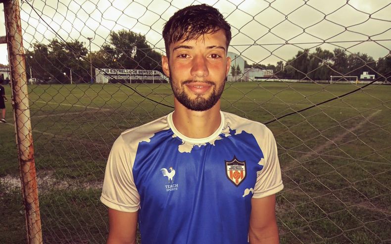 GOLEADOR. Juan Bautista Ulas marcó el tanto del empate para Metalúrgico.