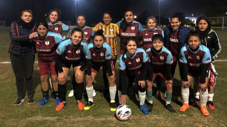 Deportivo Manzone trabaj&oacute; para vencer a Monterrey y seguir en lo m&aacute;s alto del torneo.