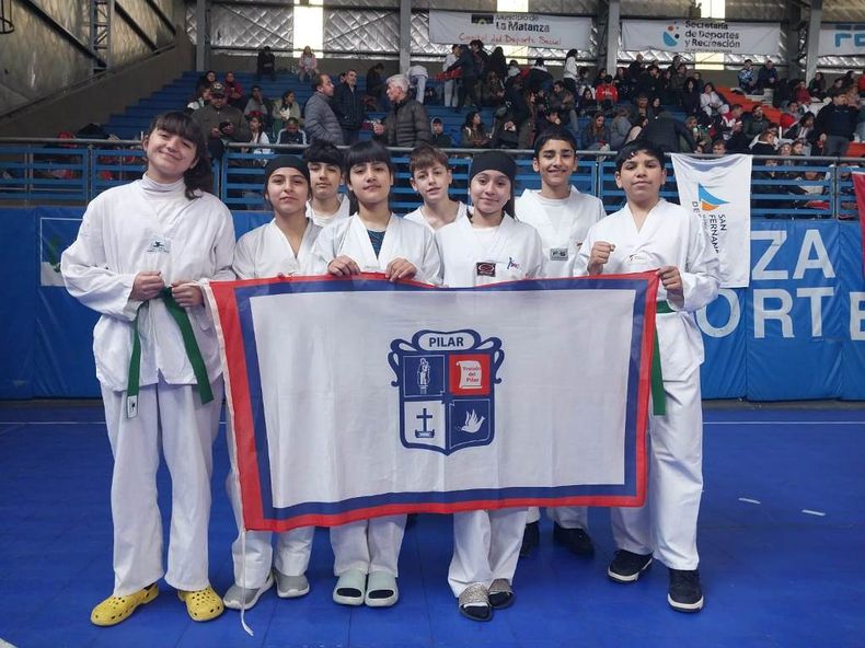 Juegos Bonaerenses Taekwondo 2.jpg