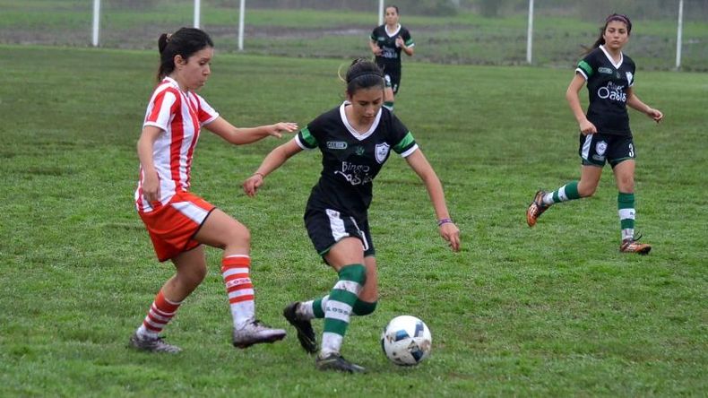 EN CARRERA. Real Pilar quedó 4º a 5 de la punta. Atlético marcha 12º entre los 18 equipos de la División B..