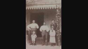 La esquina con más de un siglo de historia
