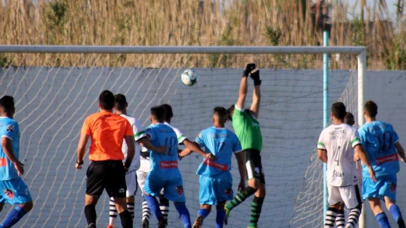 El instante clave. El gol agónico de Liniers. FOTO: Heva Imágenes.