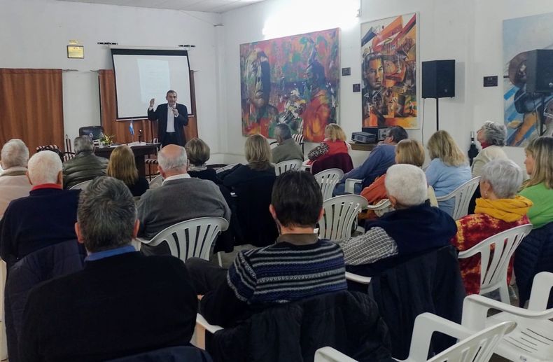 La Biblioteca Bartolomé Mitre y el Instituto Belgraniano del Pilar encaran un nuevo ciclo de disertaciones.