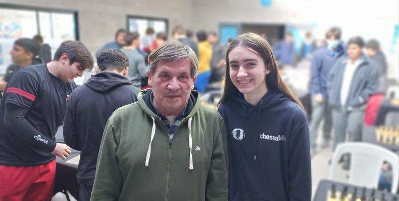 La Gran Maestra Candela Francisco junto a Raúl Pérez.