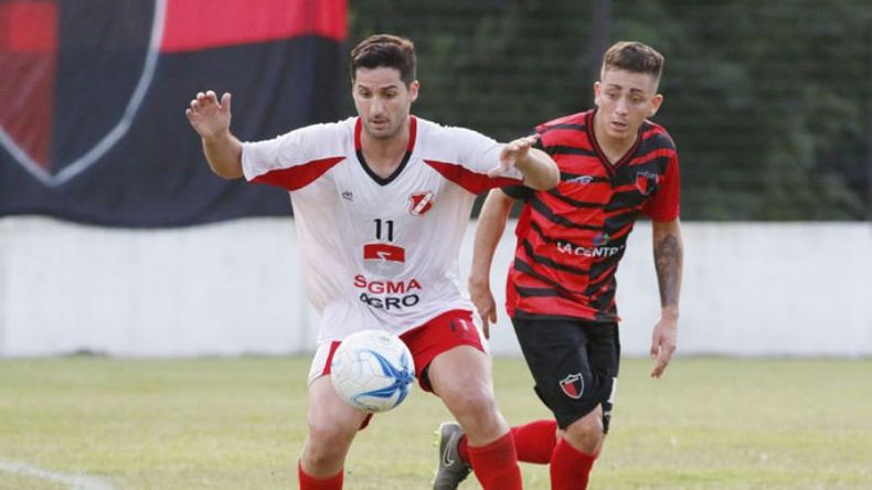PELEADO. Tras el choque entre sí, Sportivo y Derqui tienen salidas de riesgo..
