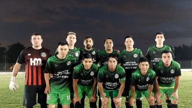 Abrojal se quedó con el duelo nocturno frente a Atlético Pilar.