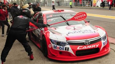 La detención en boxes fue un factor determinante en la final del TRV6..