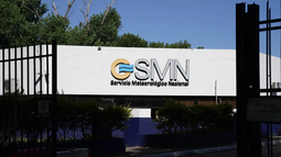 Trabajadores del Servicio Meteorológico Nacional (SMN) denuncian 240 despidos y advierten por el impacto en el servicio. Trabajadores del Servicio Meteorológico Nacional (SMN) denuncian 240 despidos y advierten por el impacto en el servicio.