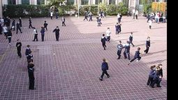 Las cámaras fueron instaladas en una escuela primaria y secundaria..
