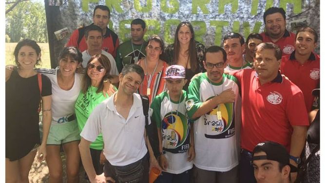 Los chicos del Programa con sus medallas..