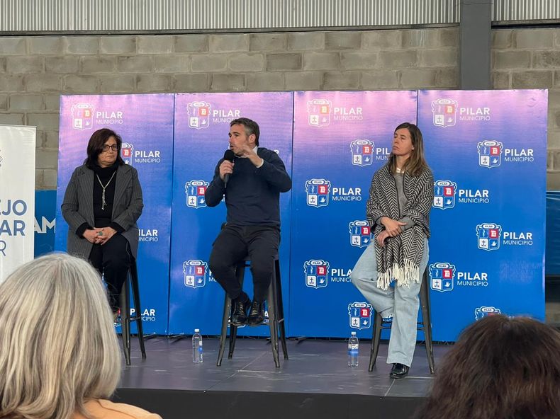 Federico Achával destacó la importancia del compromiso de la comunidad educativa.&nbsp;